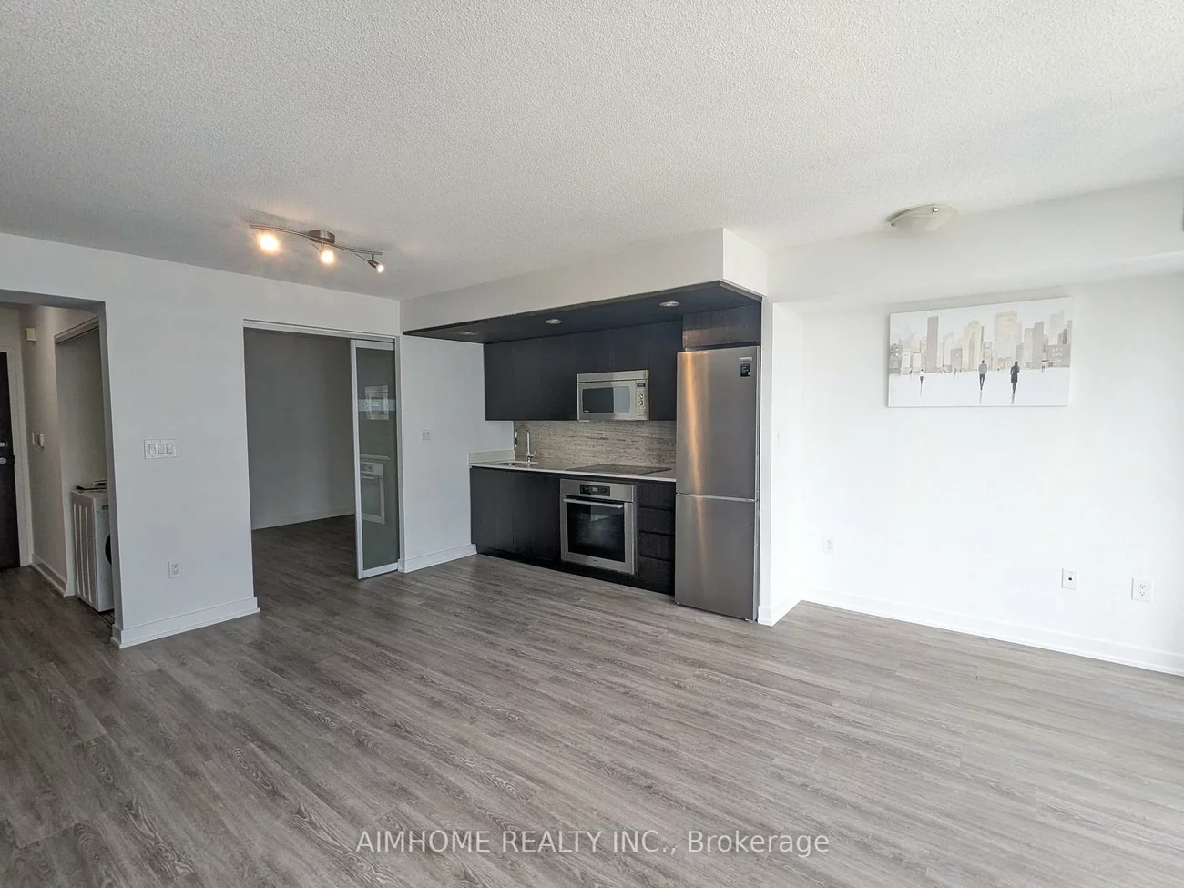 10, Capreol, Waterfront Communities C1, Toronto