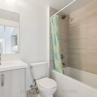 77, Mutual, Church-Yonge Corridor, Toronto