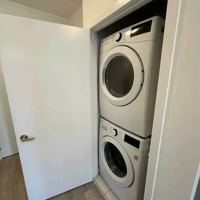 120, Parliament, Moss Park, Toronto