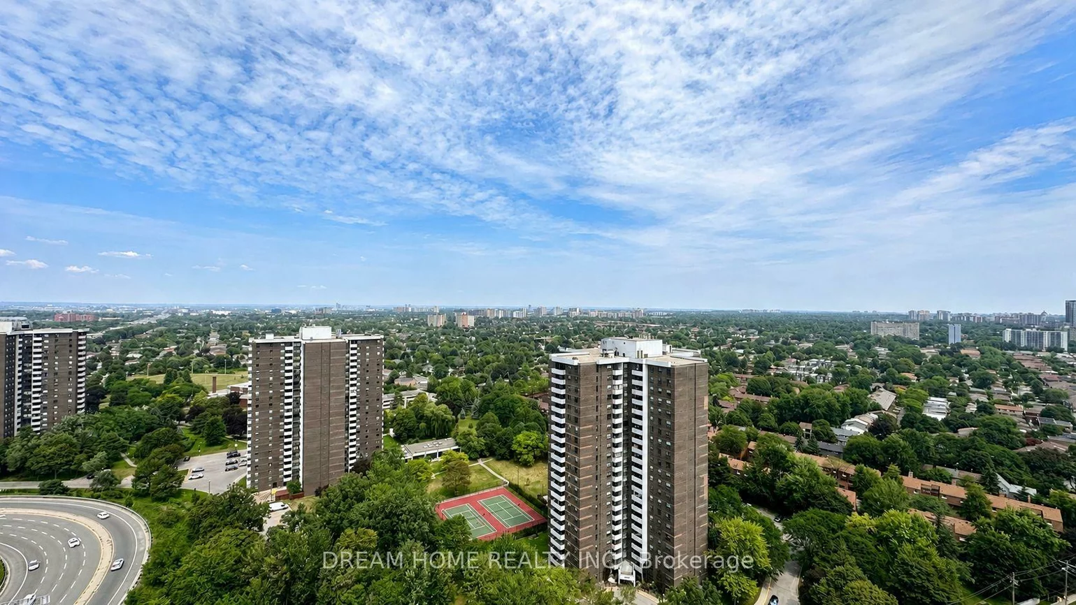 2015, Sheppard, Henry Farm, Toronto