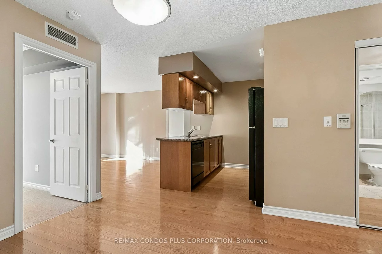 250, Wellington, Waterfront Communities C1, Toronto