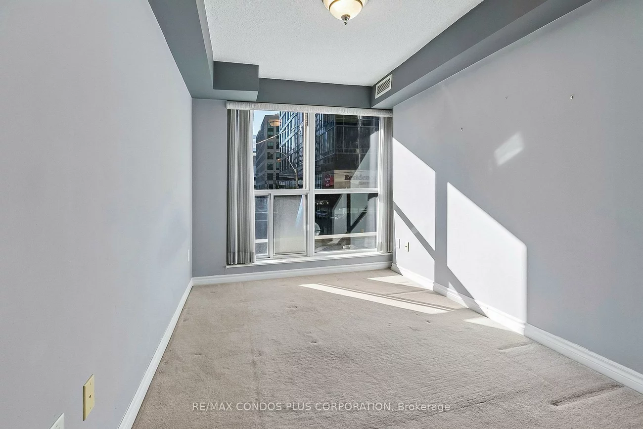 250, Wellington, Waterfront Communities C1, Toronto