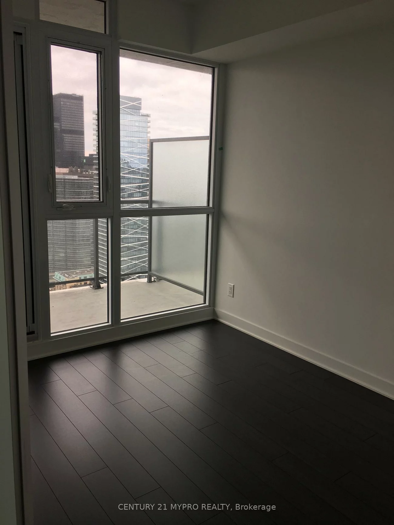 290, Adelaide, Waterfront Communities C1, Toronto