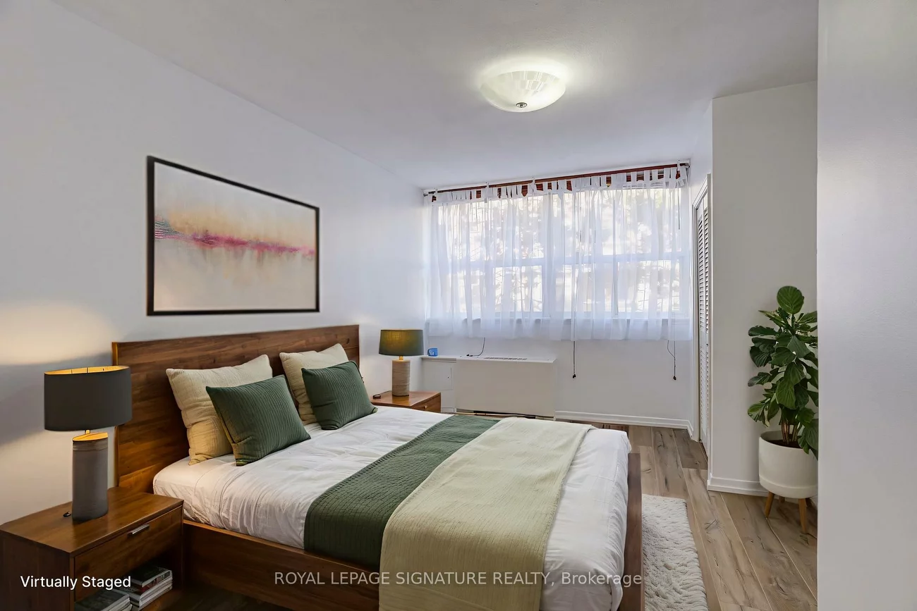 60, Montclair, Forest Hill South, Toronto