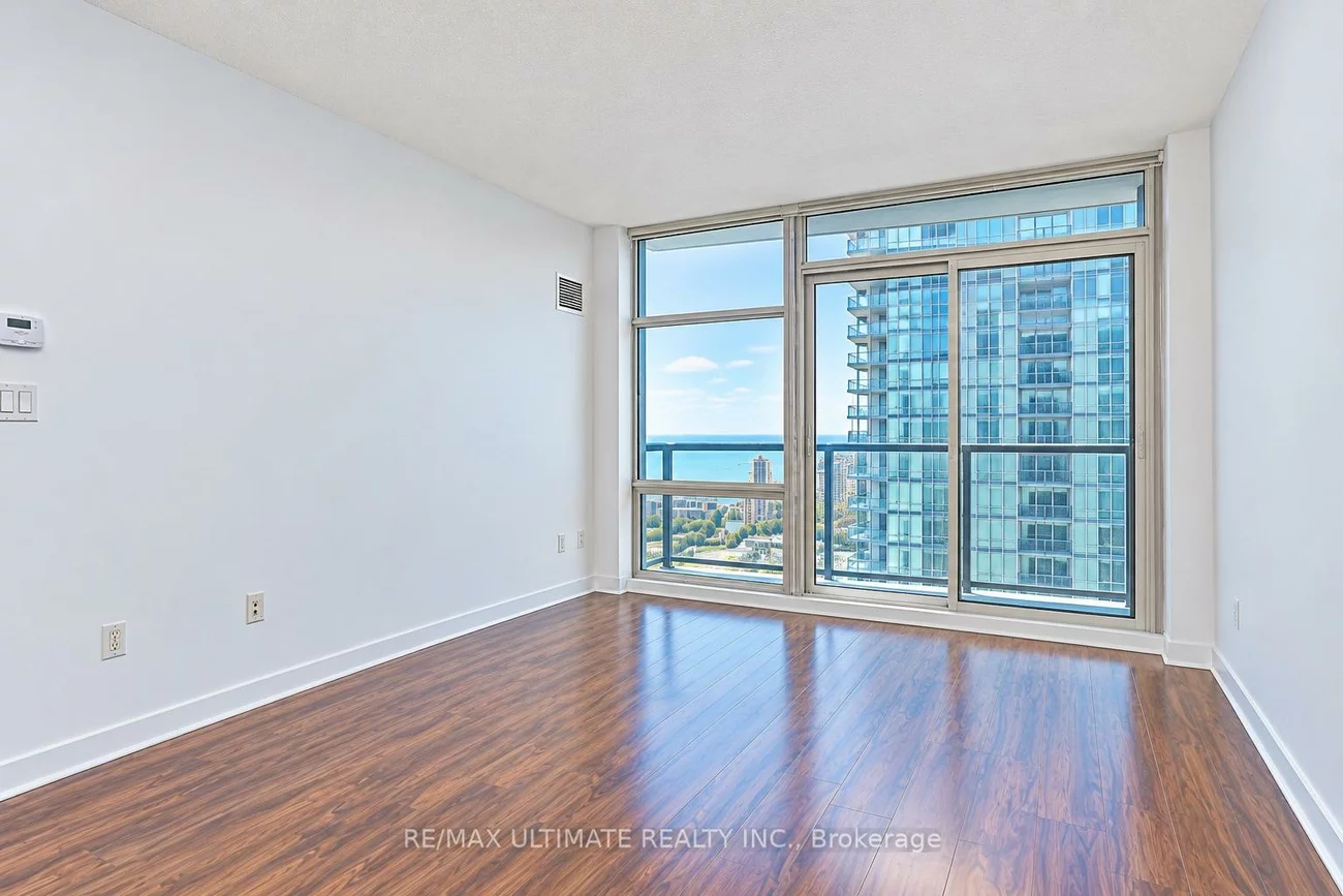 35, Mariner, Waterfront Communities C1, Toronto