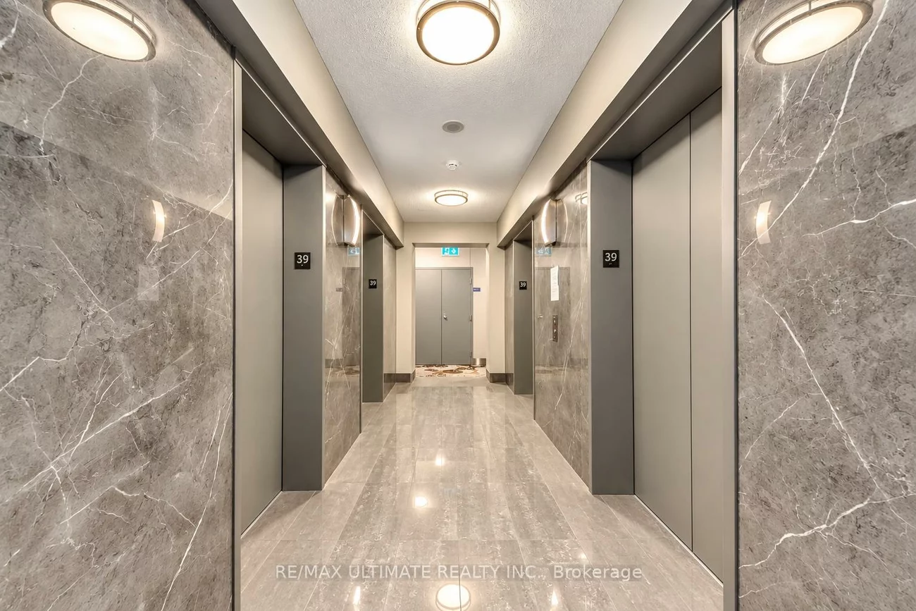 35, Mariner, Waterfront Communities C1, Toronto