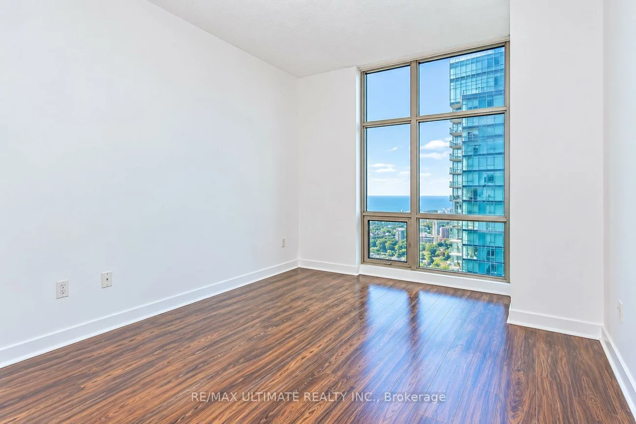 35, Mariner, Waterfront Communities C1, Toronto