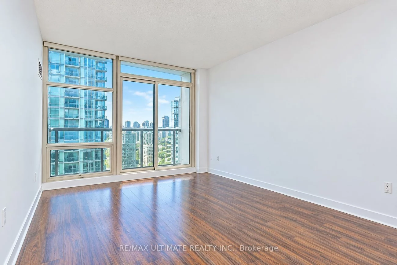 35, Mariner, Waterfront Communities C1, Toronto