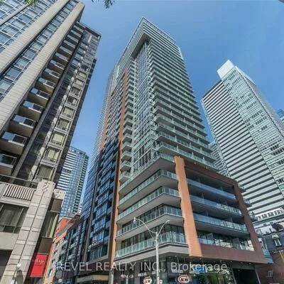8, Mercer, Waterfront Communities C1, Toronto