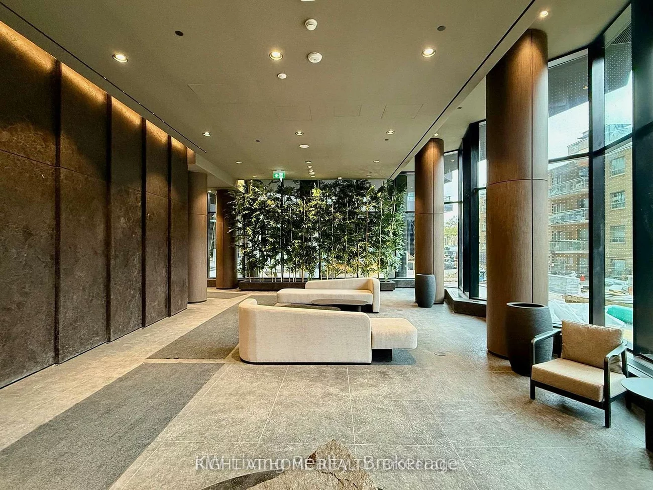 110, Broadway, Mount Pleasant West, Toronto