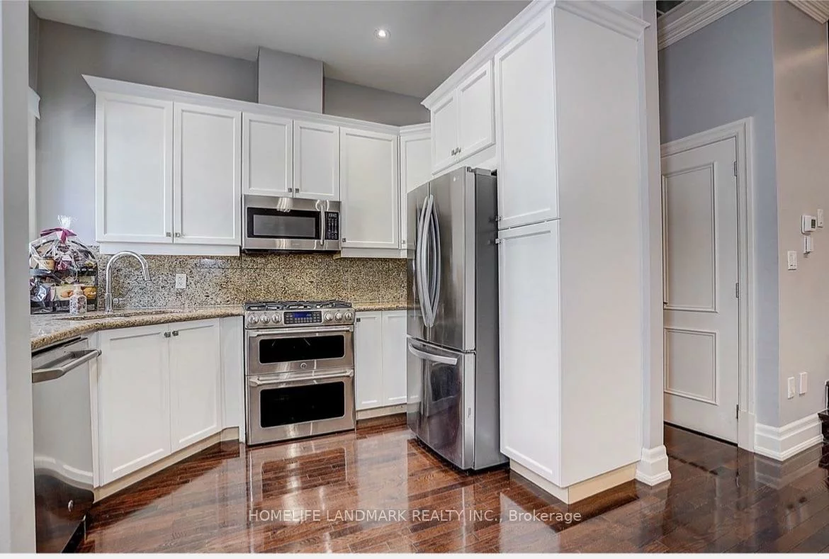 51, York Mills, Bridle Path-Sunnybrook-York Mills, Toronto