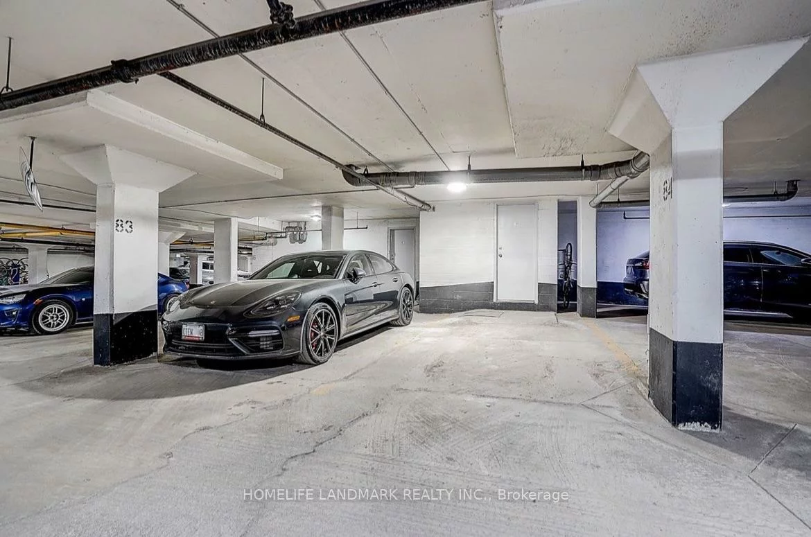 51, York Mills, Bridle Path-Sunnybrook-York Mills, Toronto