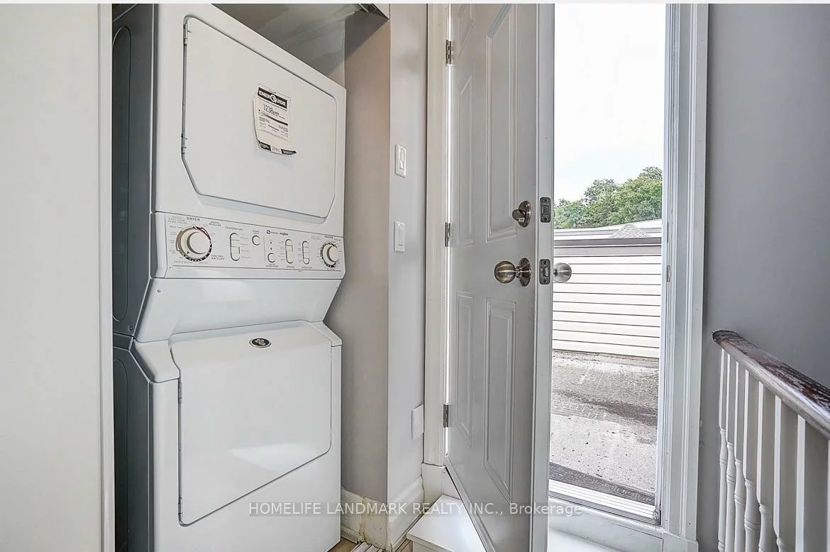 51, York Mills, Bridle Path-Sunnybrook-York Mills, Toronto