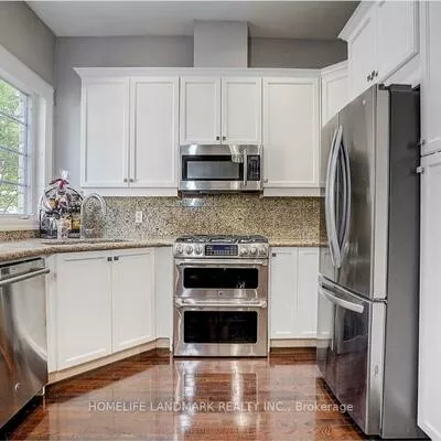 51, York Mills, Bridle Path-Sunnybrook-York Mills, Toronto