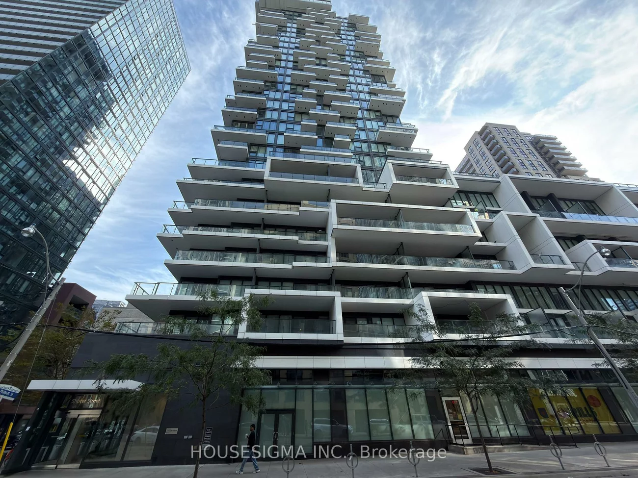 77, Shuter, Church-Yonge Corridor, Toronto