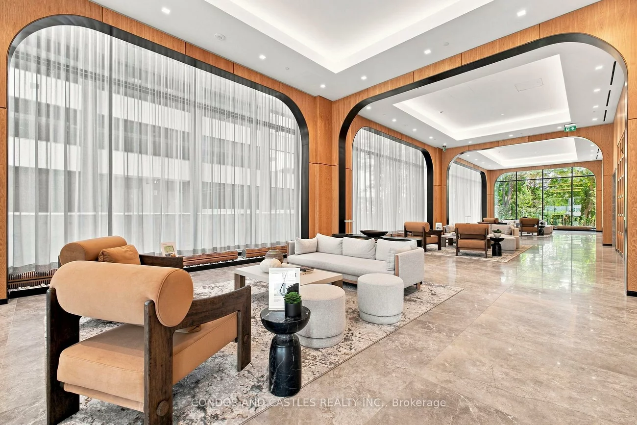 29, Green Trail, Bayview Village, Toronto