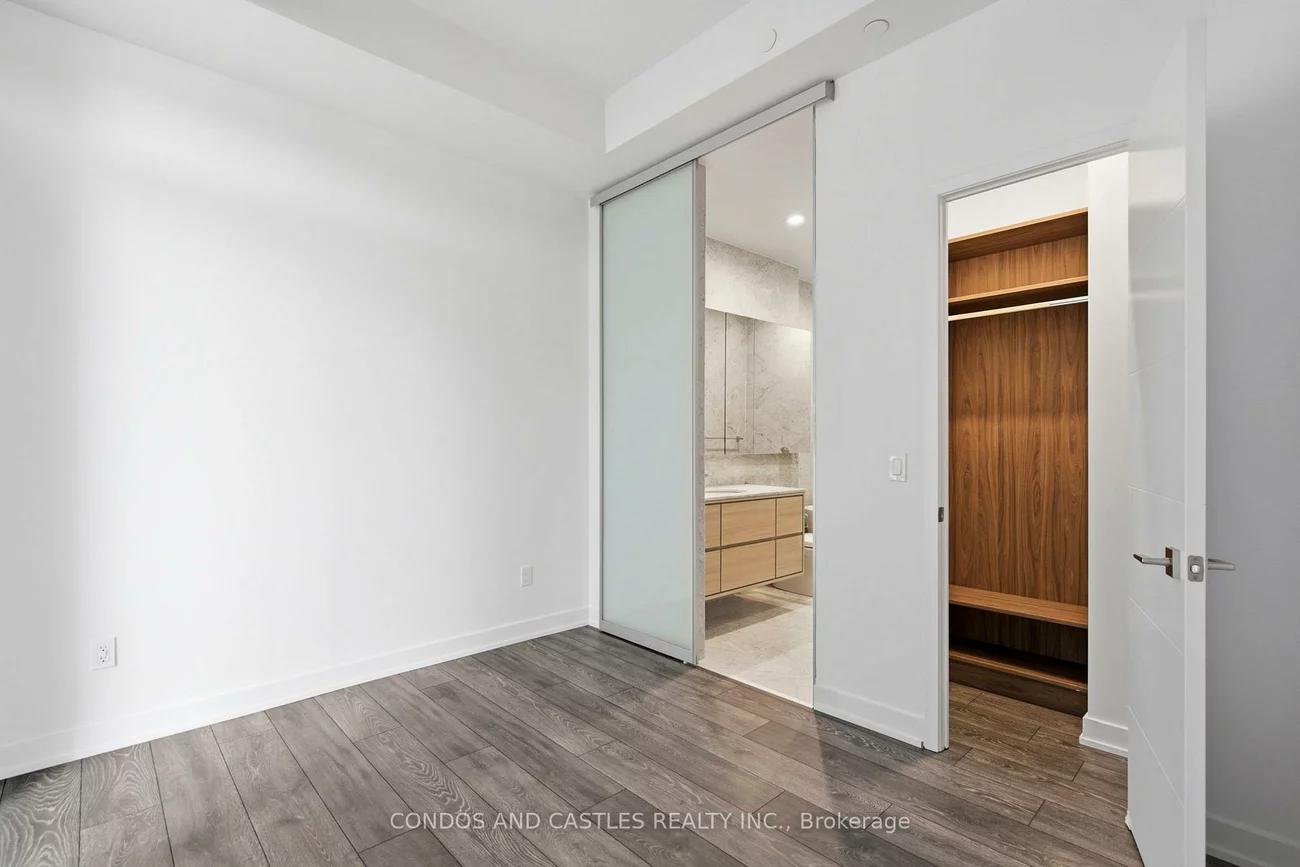 29, Green Trail, Bayview Village, Toronto