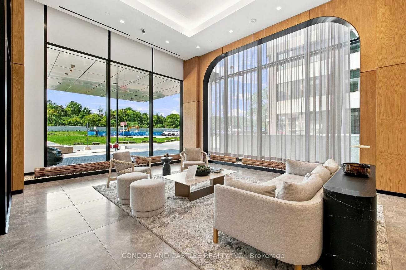 29, Green Trail, Bayview Village, Toronto