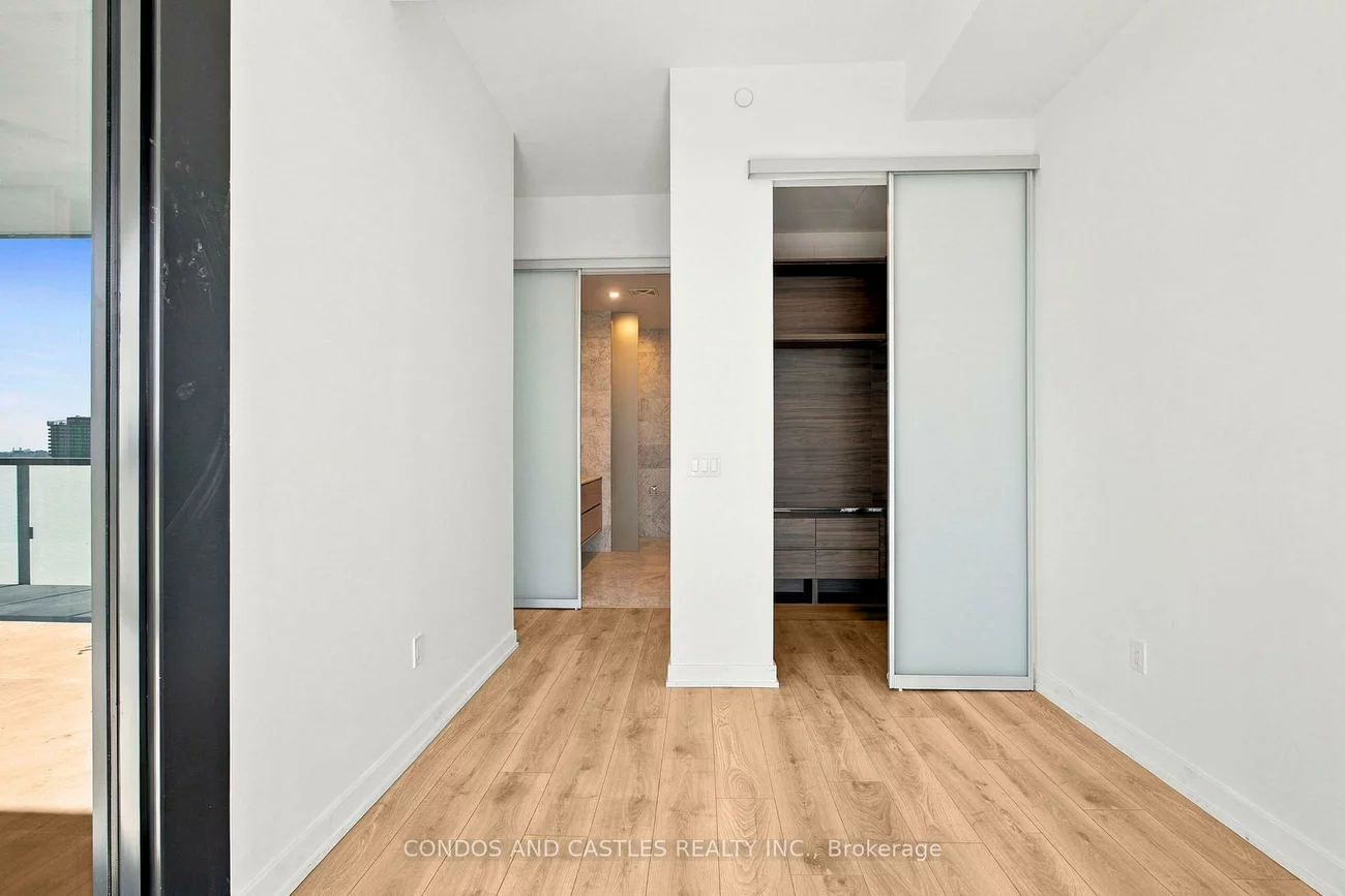 29, Green Trail, Bayview Village, Toronto