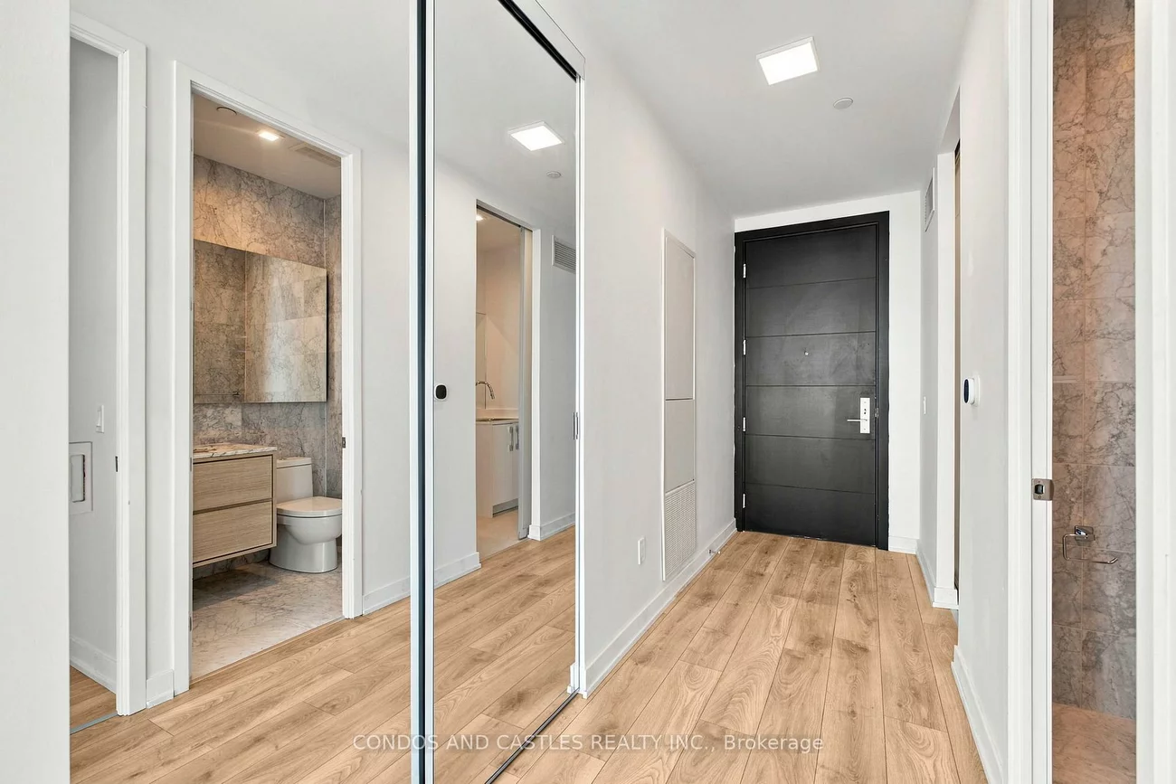 29, Green Trail, Bayview Village, Toronto