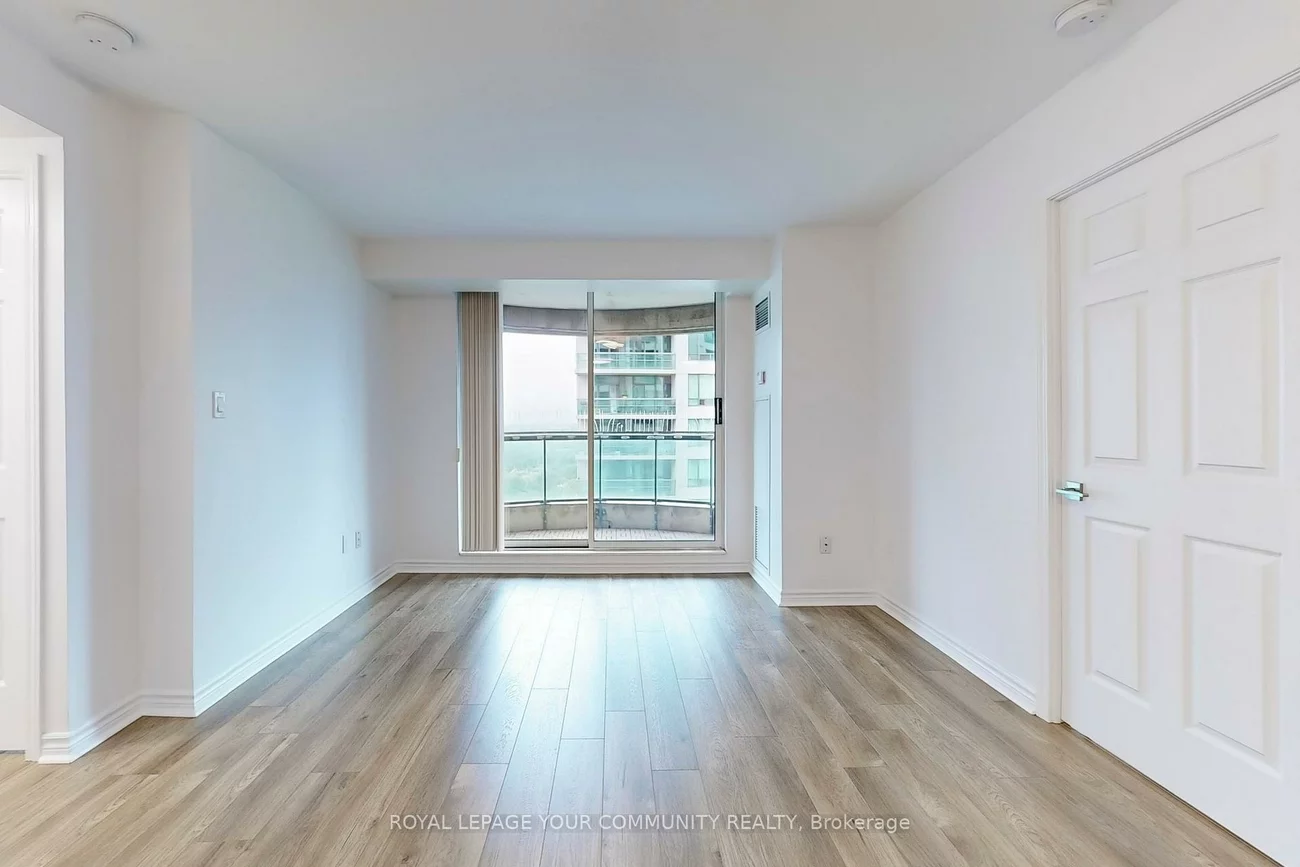 7, Lorraine, Willowdale West, Toronto