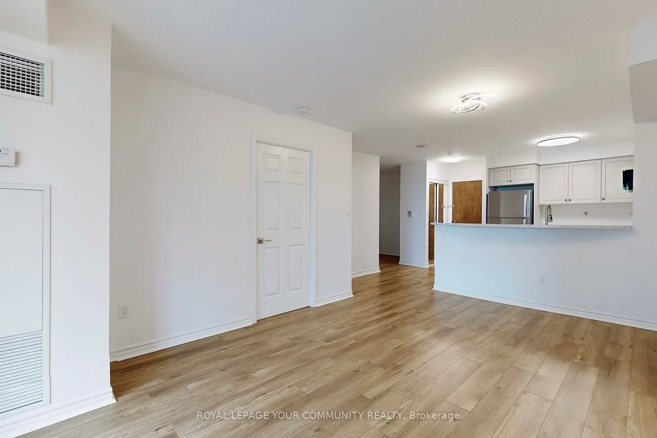 7, Lorraine, Willowdale West, Toronto