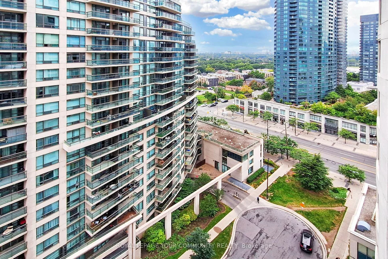 7, Lorraine, Willowdale West, Toronto
