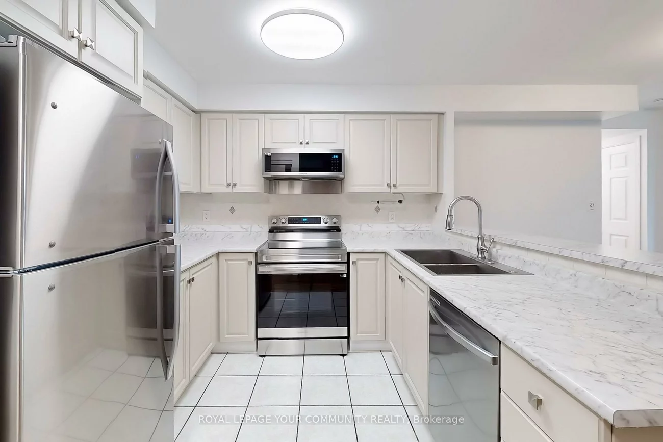 7, Lorraine, Willowdale West, Toronto