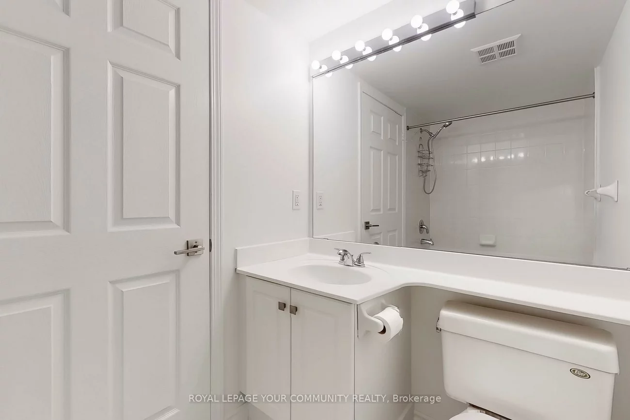 7, Lorraine, Willowdale West, Toronto