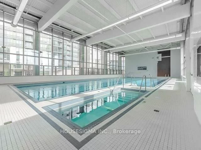 3, Navy Wharf Crt, Waterfront Communities C1, Toronto