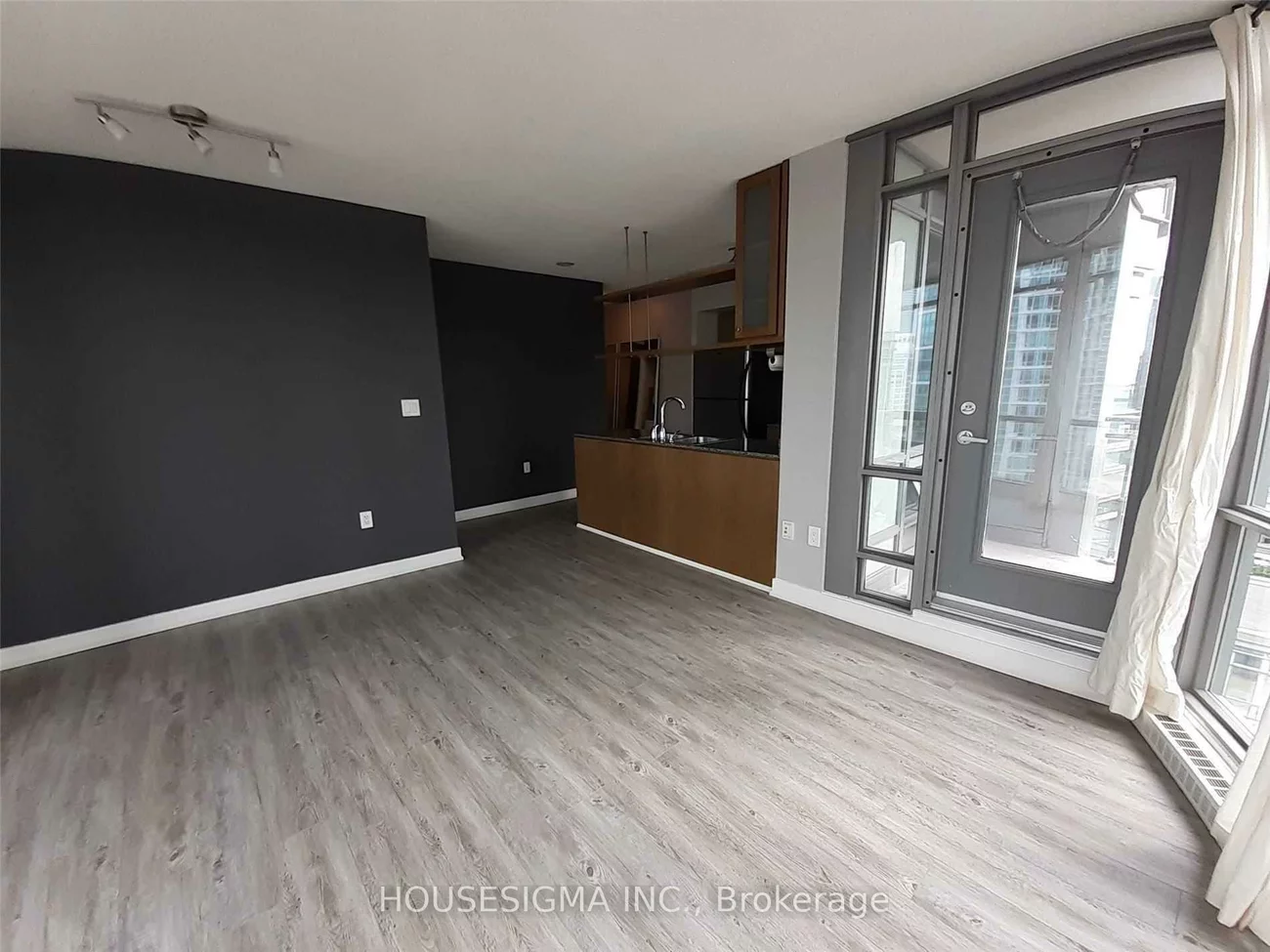 3, Navy Wharf Crt, Waterfront Communities C1, Toronto