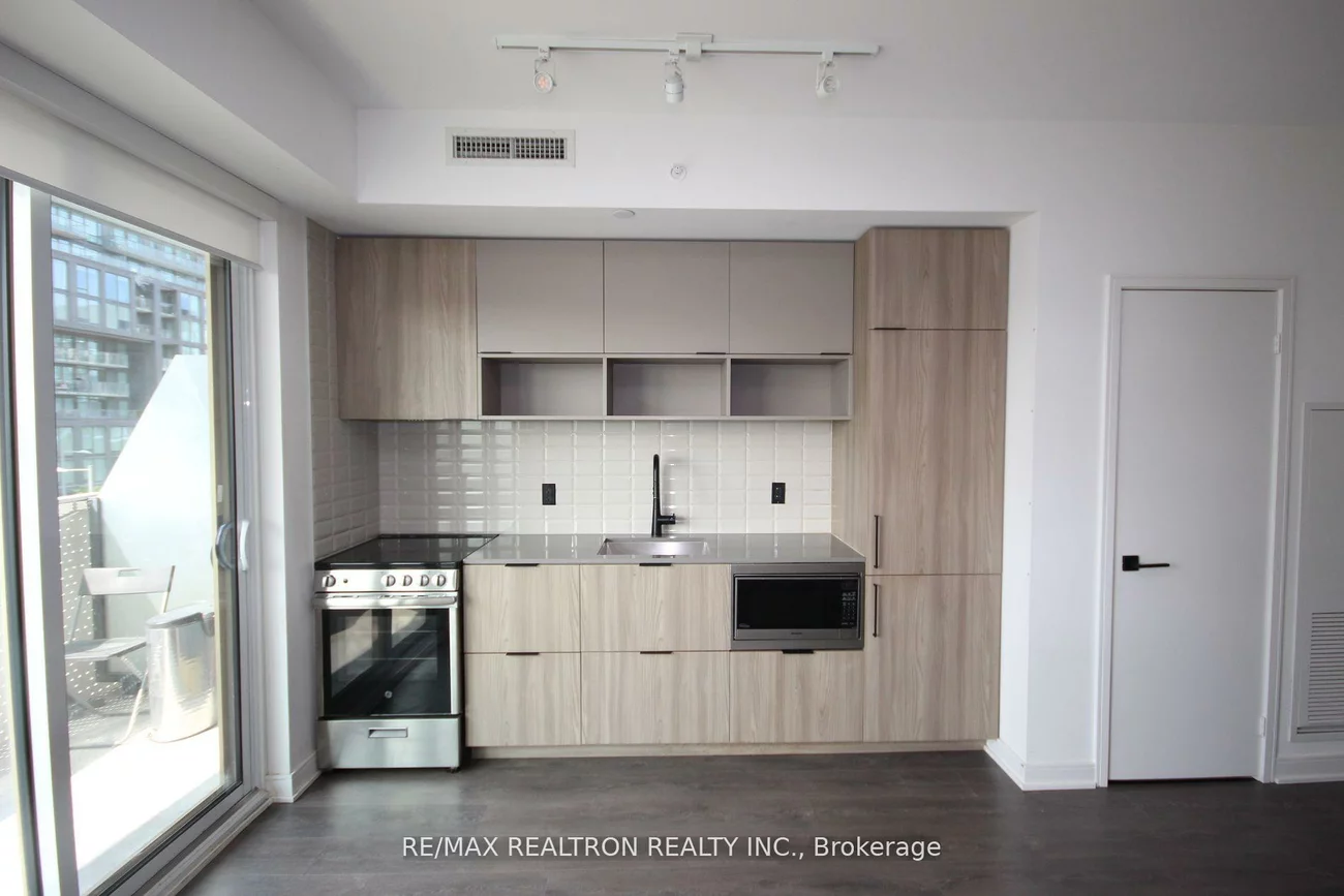 60, Tannery, Waterfront Communities C8, Toronto