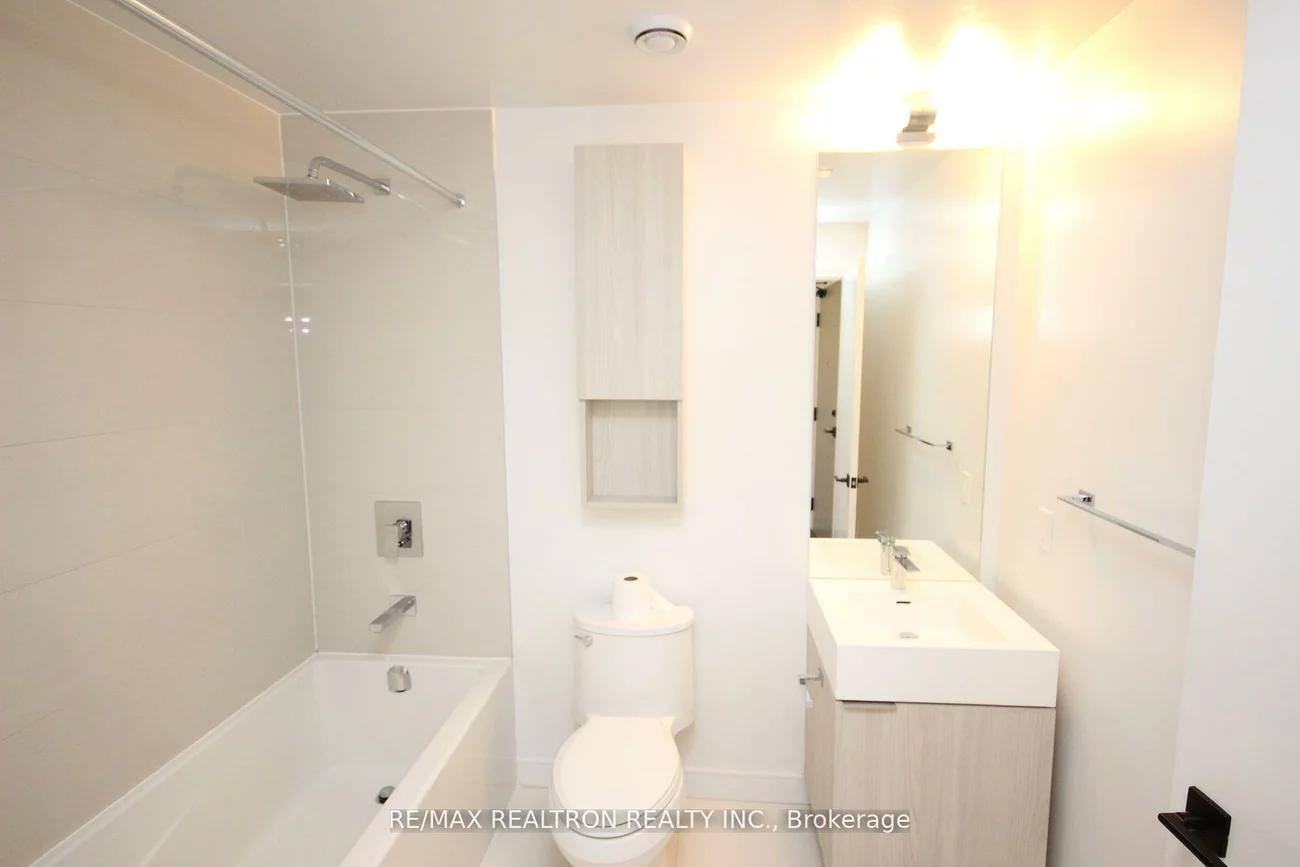 60, Tannery, Waterfront Communities C8, Toronto