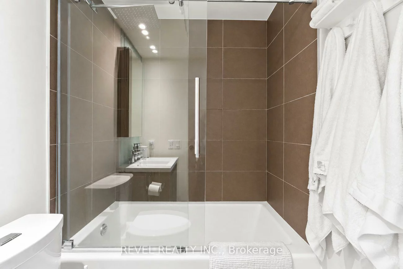 1030, King, Niagara, Toronto