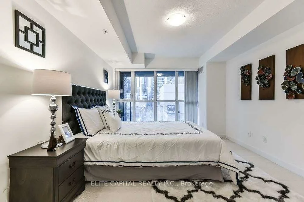 295, Adelaide, Waterfront Communities C1, Toronto