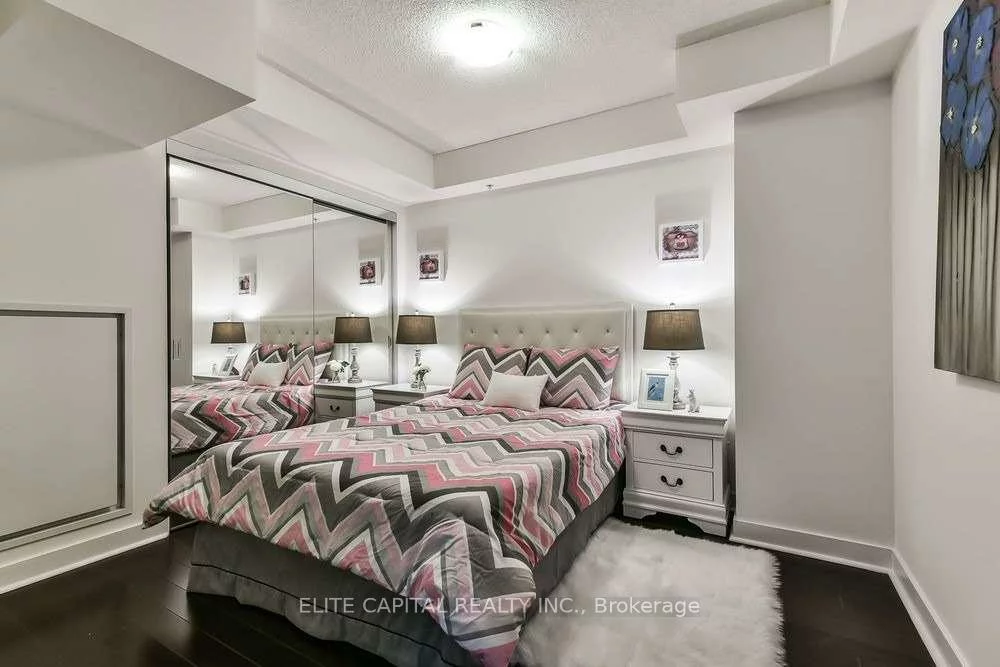 295, Adelaide, Waterfront Communities C1, Toronto