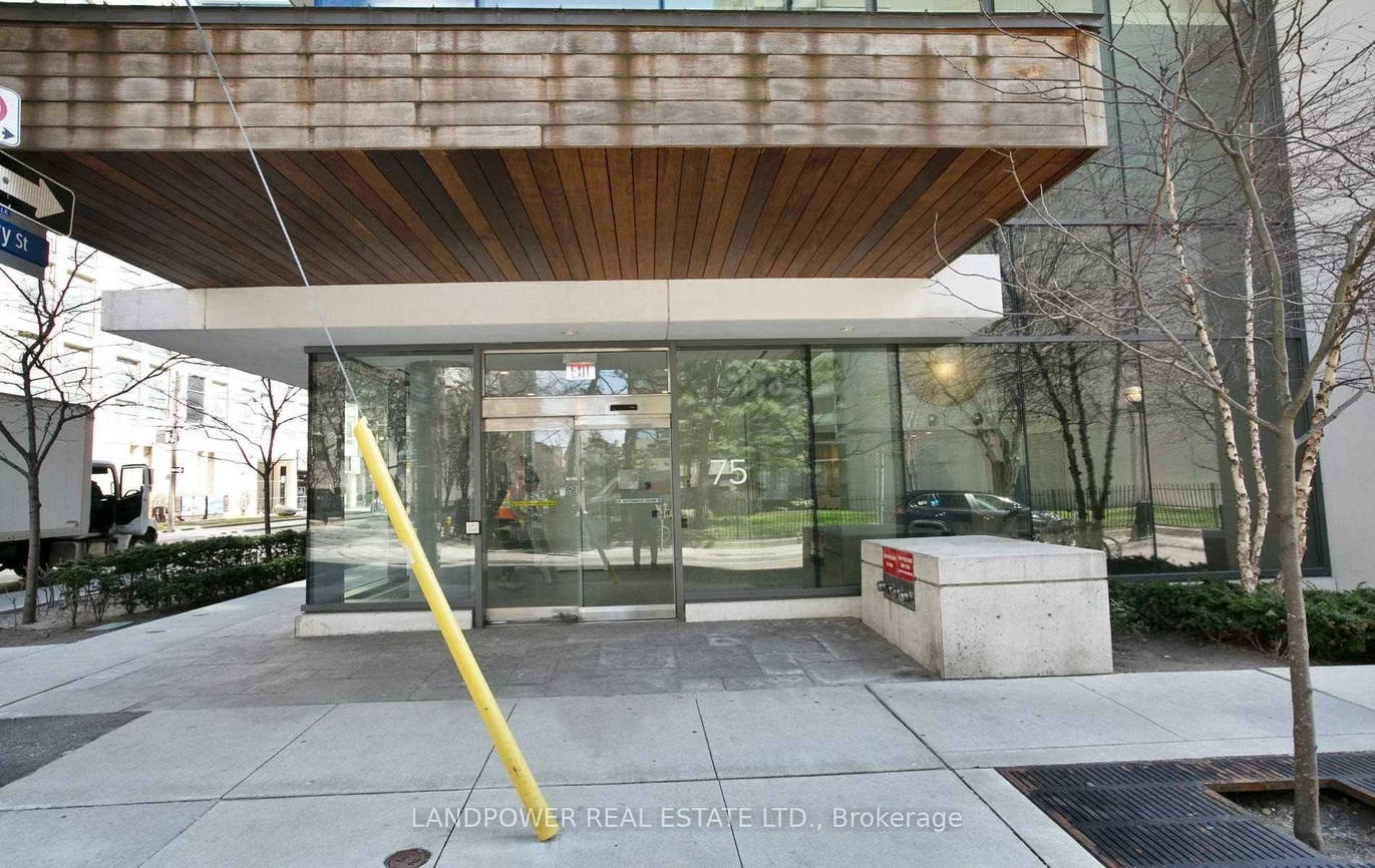 75, St. Nicholas, Bay Street Corridor, Toronto