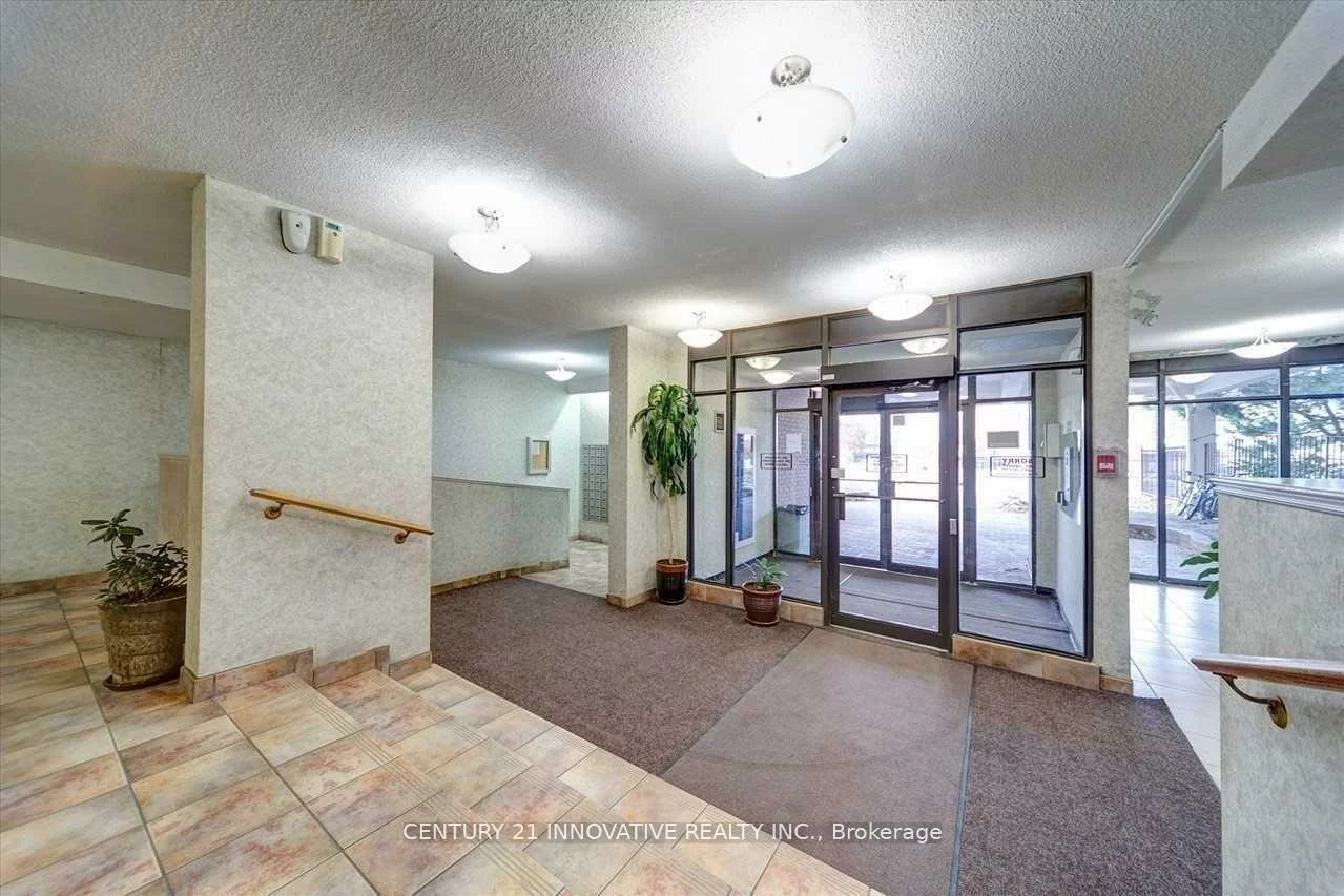 10, Tapscott, Malvern, Toronto