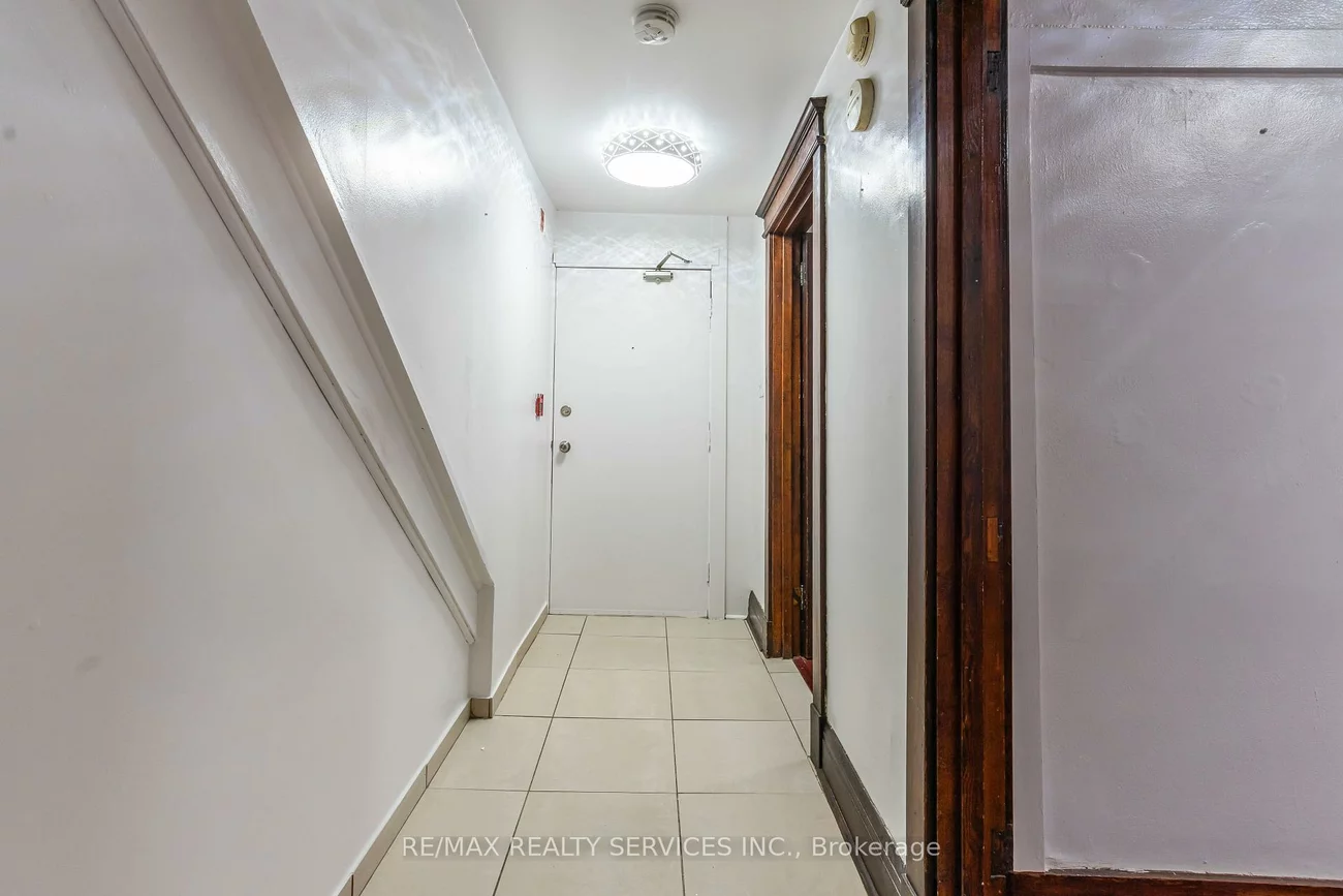 306, Greenwood, South Riverdale, Toronto