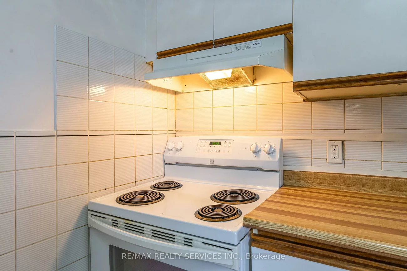 306, Greenwood, South Riverdale, Toronto