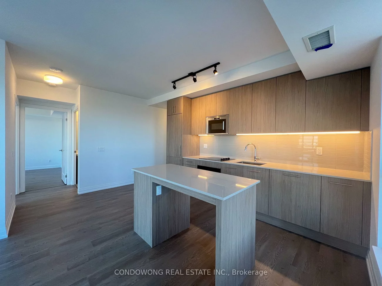 286, Main, East End-Danforth, Toronto