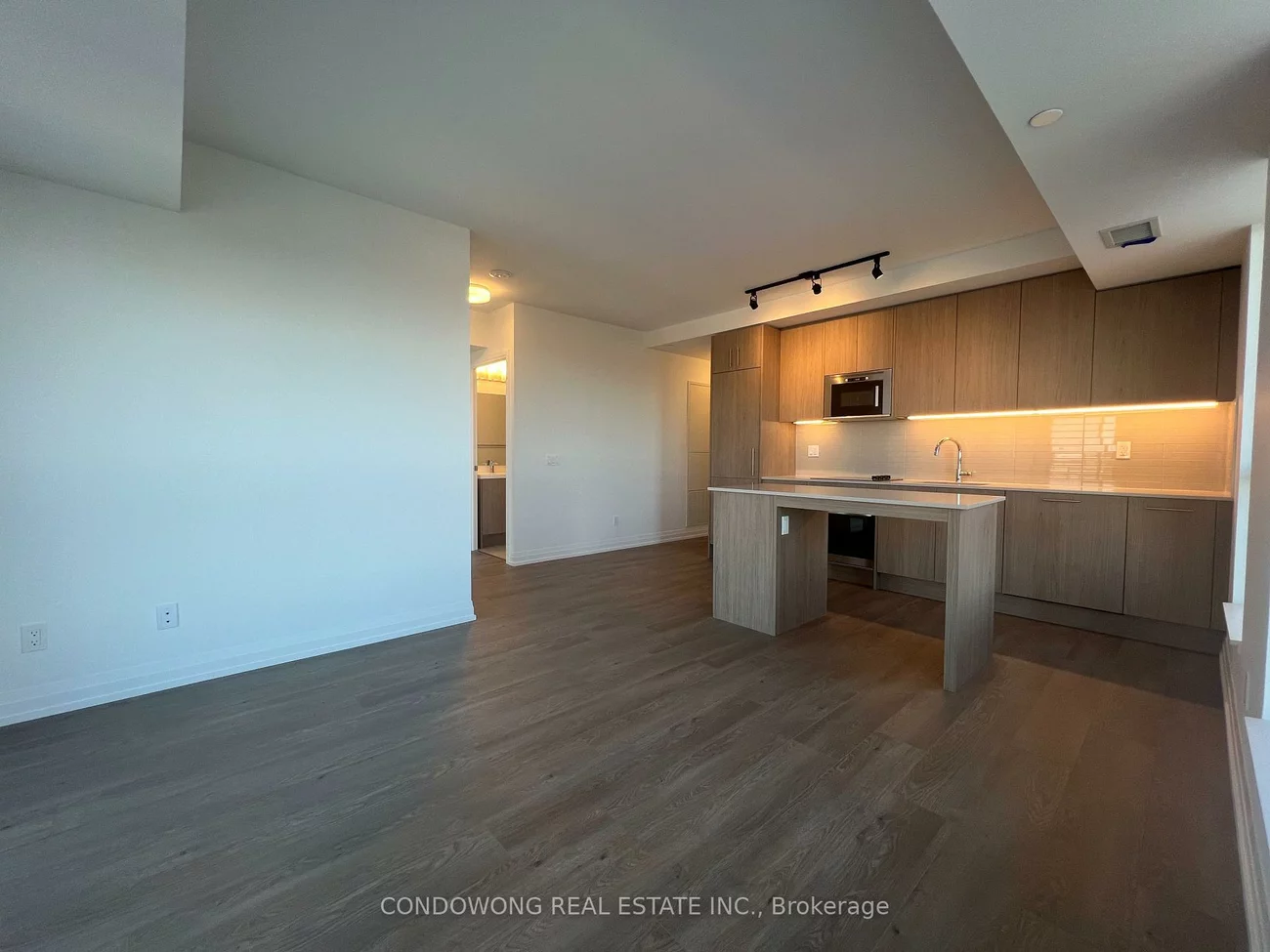 286, Main, East End-Danforth, Toronto