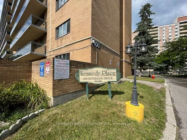 100, Dundalk, Dorset Park, Toronto