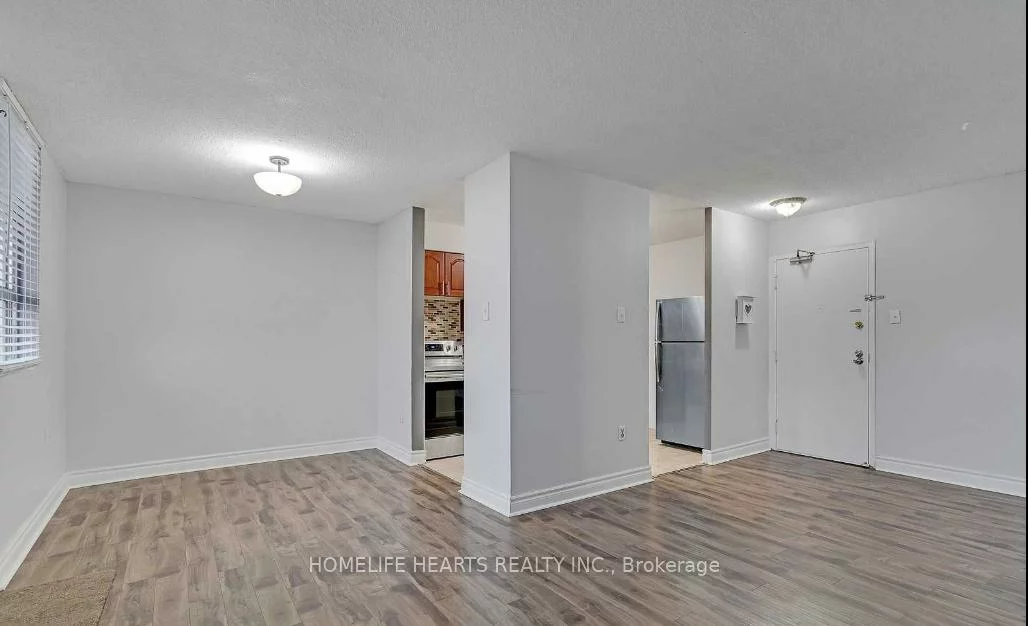 100, Dundalk, Dorset Park, Toronto