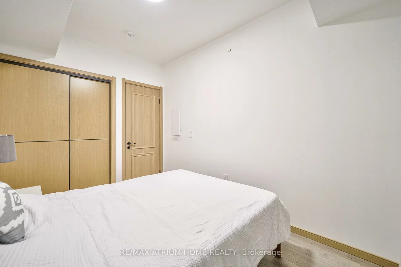 3425, Sheppard, Tam O'Shanter-Sullivan, Toronto