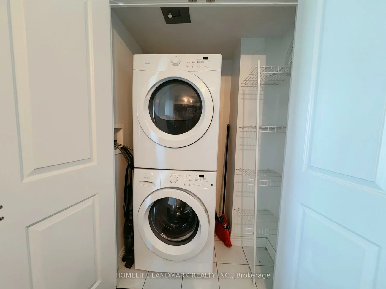 50, Town Centre, Bendale, Toronto