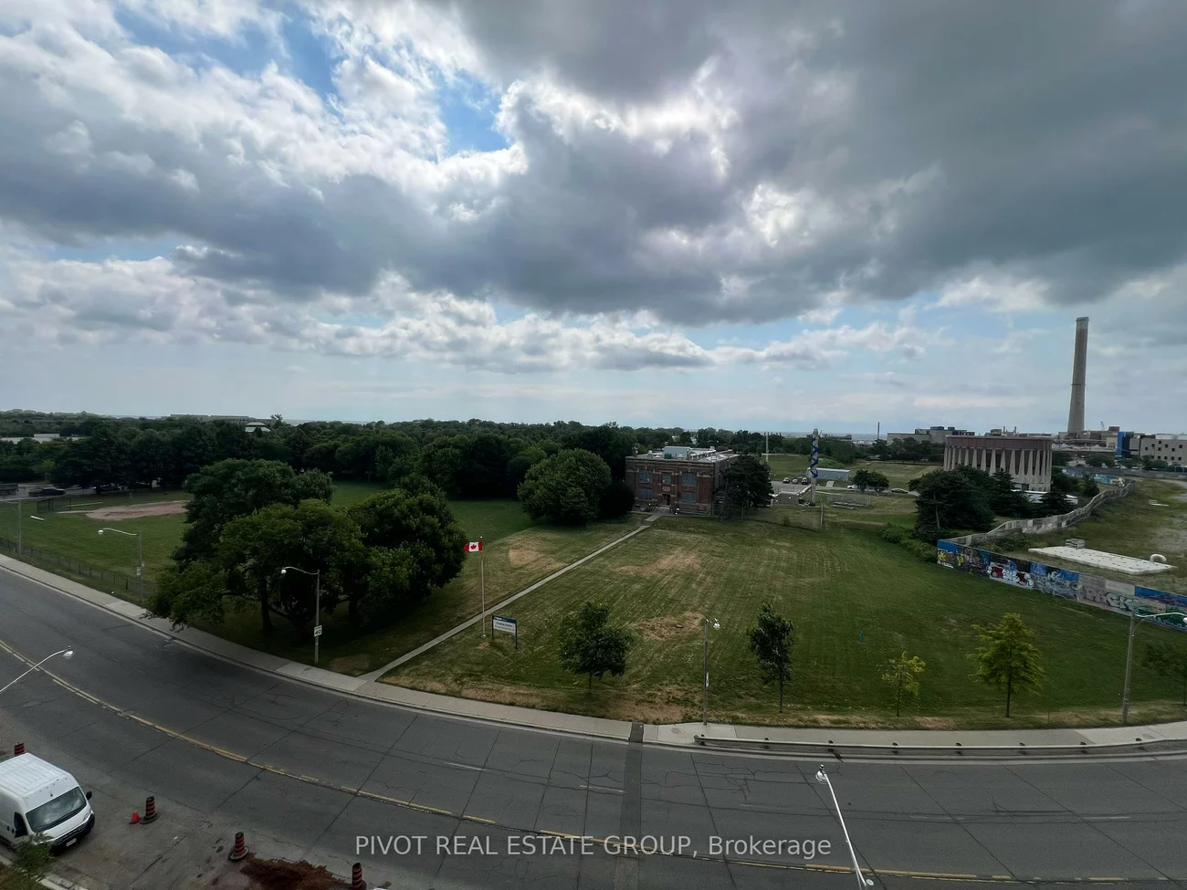 1050, Eastern, The Beaches, Toronto