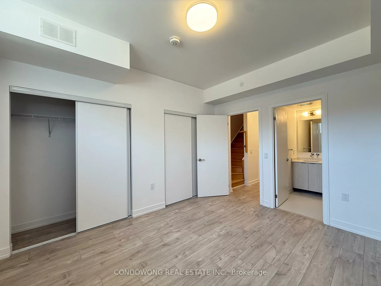168, Clonmore, Birchcliffe-Cliffside, Toronto