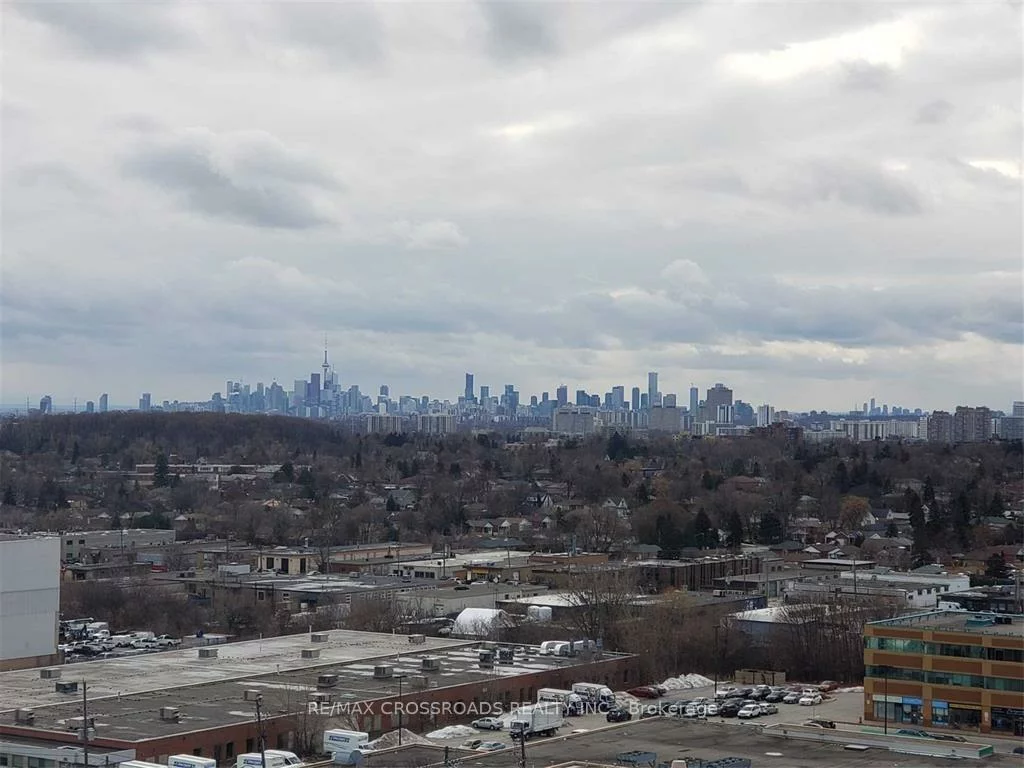 2152, Lawrence, Wexford-Maryvale, Toronto
