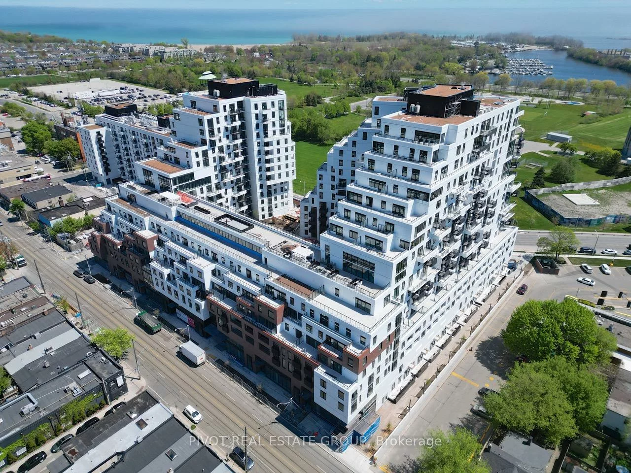 1050, Eastern, The Beaches, Toronto
